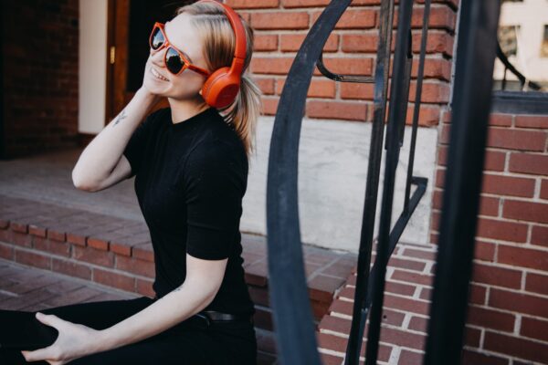 Edifier W800BT PLUS Bluetooth Headphones Red - Image 9